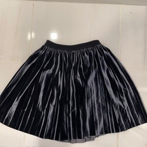 Zara Girls Pleated Velvet skirt